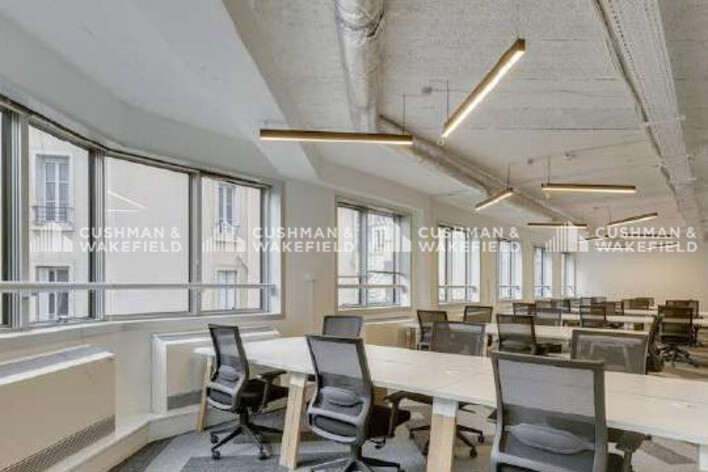 Location plateaux indépendants Paris 17 Cushman & Wakefield