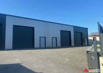 Location entrepôts / activités Montussan Cushman & Wakefield