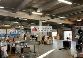 Location entrepôts / activités Roquemaure Cushman & Wakefield