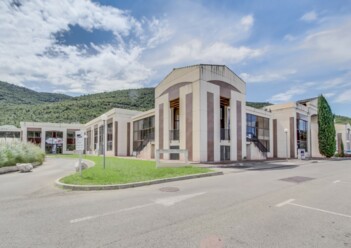 Location bureaux Gémenos Cushman & Wakefield