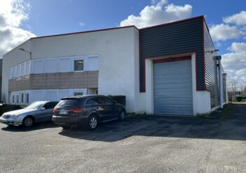 Location entrepôts / activités Saint-Priest Cushman & Wakefield